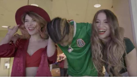 Paty Cantú y Sofía Reyes dedican tema a México por el mundial