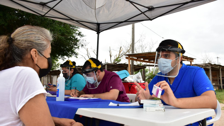 "DIF en Tu Casa" benefició a las familias de las Colonias Integración Familiar y Campestre 