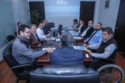 Convoca SST a reunión urgente tras llegada del coronavirus