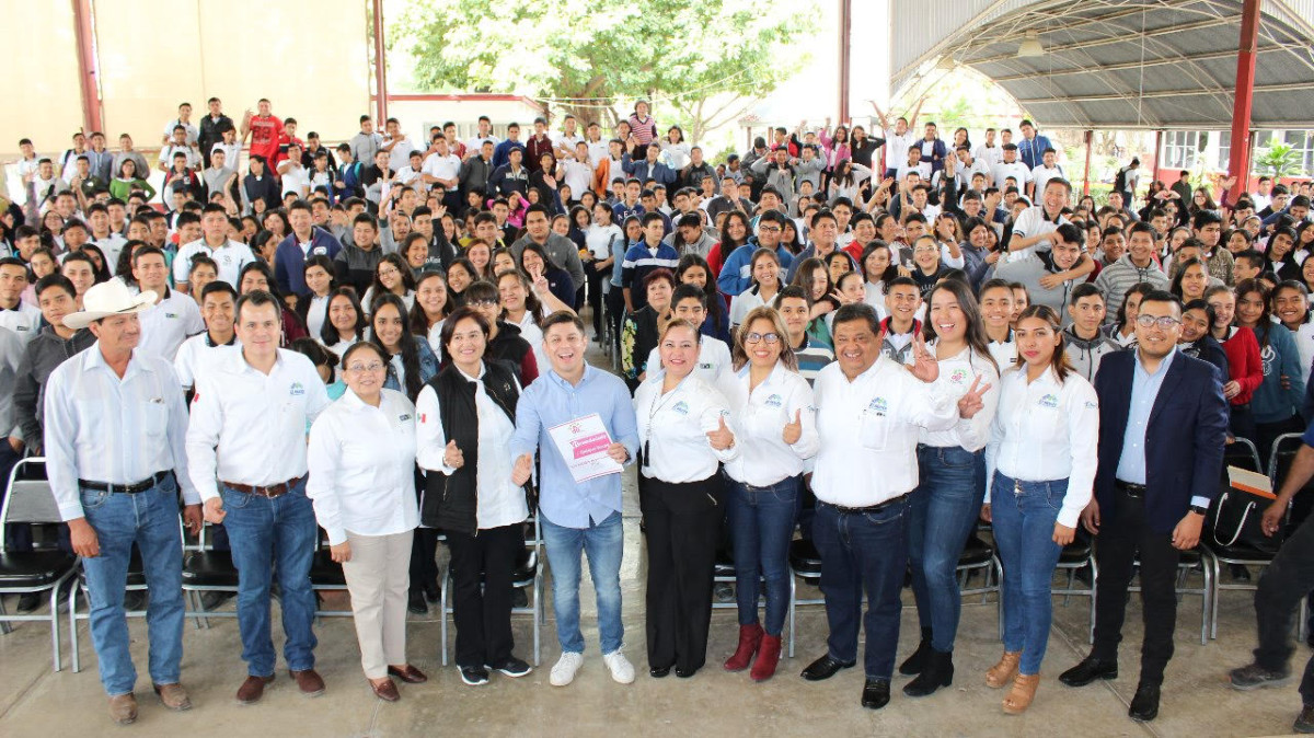 Lleva DIF Tamaulipas platicas motivacionales a jóvenes