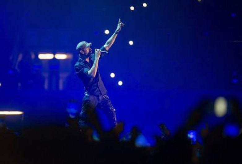 Abuchean a Enrique Iglesias por playback