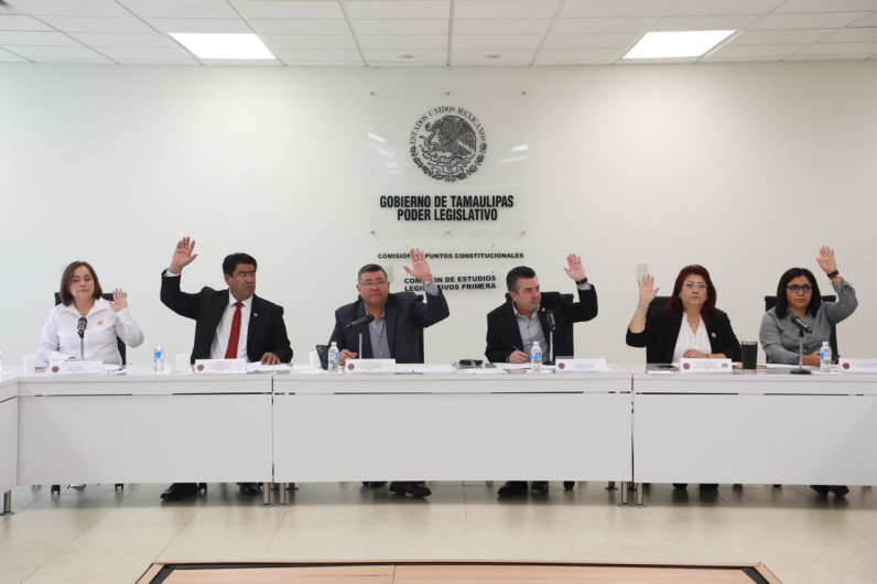 Avalan reformas que proponen un trato igualitario y mayores responsabilidades para funcionarios públicos