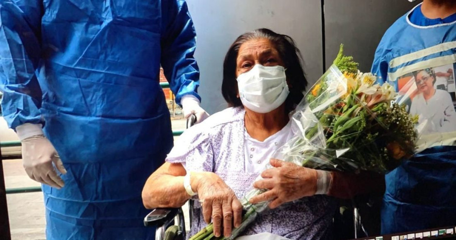 Mujer de 84 años de Nuevo León se recupera de coronavirus 