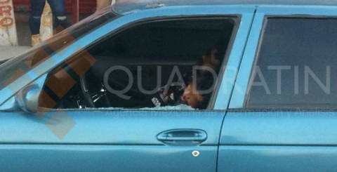 Últiman a balazos a dos hombres en el interior de un vehículo en Acapulco