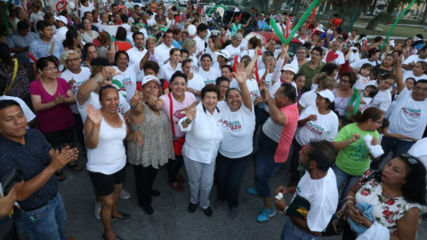 Habitantes de la "Cascajal" muestran su apoyo a Magda Peraza