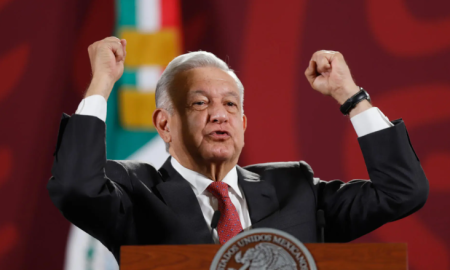 Celebra AMLO aprobación de ‘Plan B” a la reforma electoral 