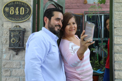 Incansable, Garza Faz sigue visitando las colonias de su distrito