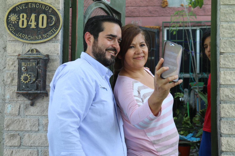 Incansable, Garza Faz sigue visitando las colonias de su distrito