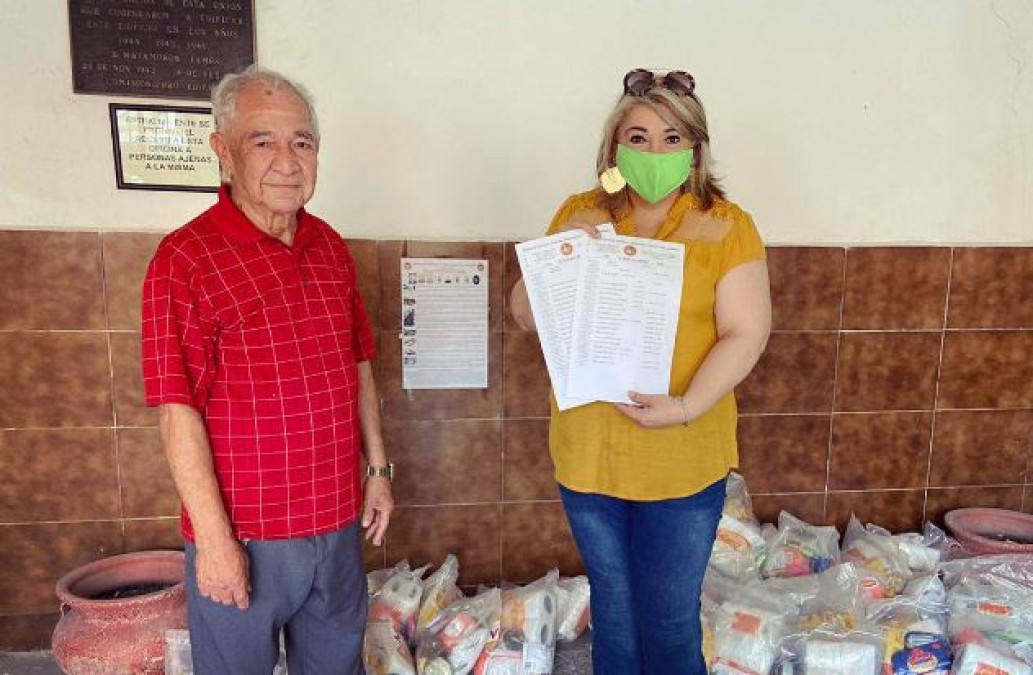 Ahora nos toco apoyar a los meseros: Diputada Adriana Lozano