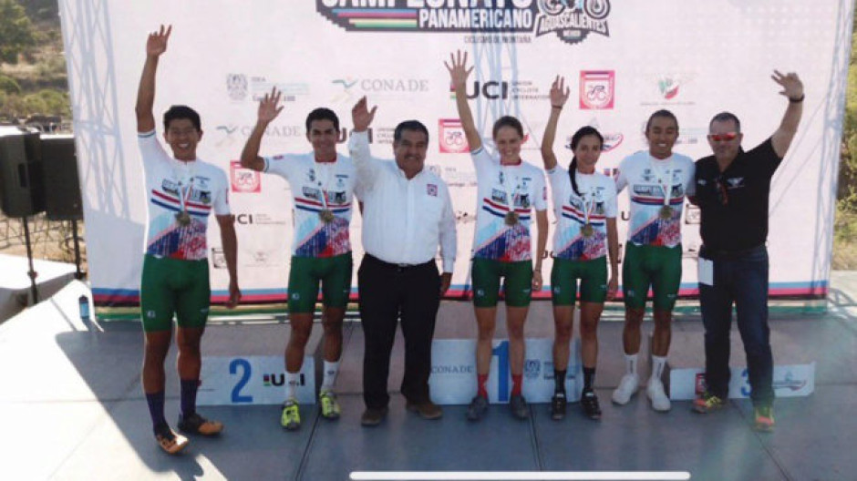 Ciclistas mexicanos cerca de Tokyo 2020