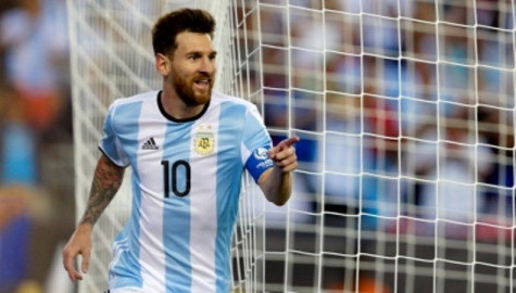 Lionel Messi llega a Argentina para concentrarse con su selección