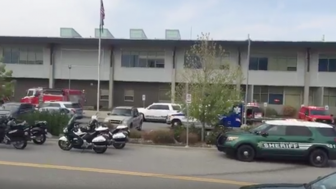 Tiroteo en una escuela del Estado de Washington deja varios heridos