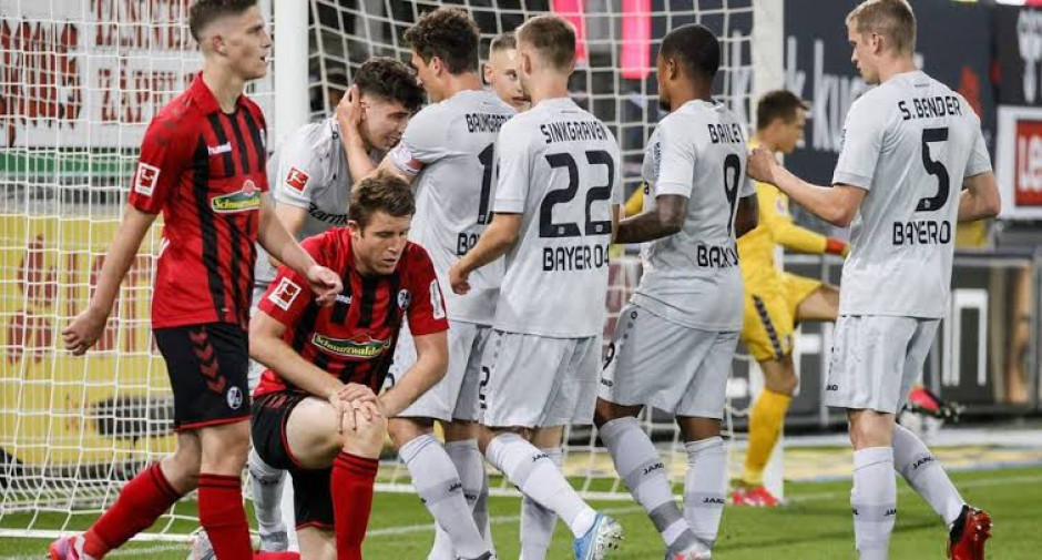 Leverkusen vence a Friburgo en Bundesliga