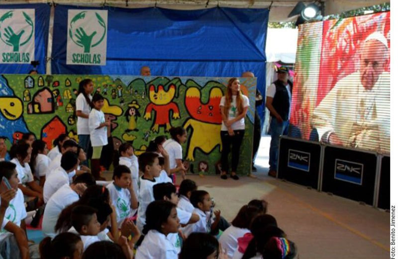 Papa Francisco conversa vía satélite con niños de Jojutla 