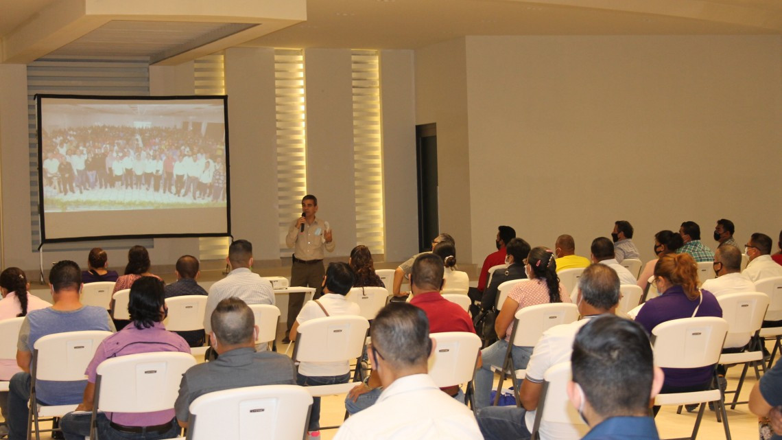 FTR a la vanguardia en reformas laborales Diálogo Institucional