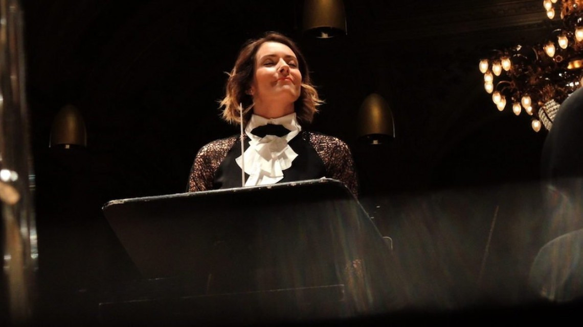  Alondra de la Parra invita a uno de sus conciertos a niña que sorprendió