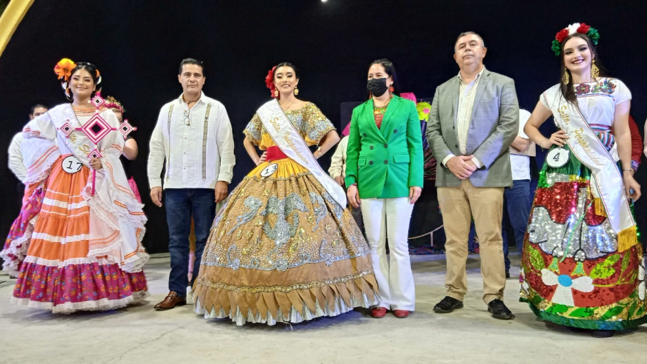 Eligen a Señorita Independencia en el marco de las fiestas patrias 