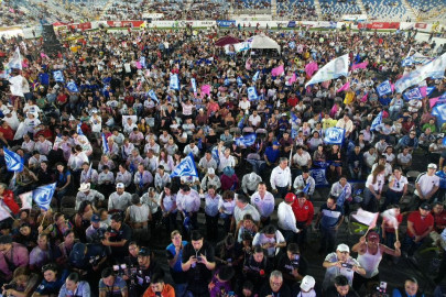 Miles de Matamorenses muestran su apoyo a Lety Salazar en espectacular cierre de campaña 