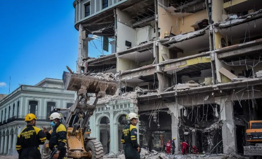 Se eleva a 35 los fallecidos en la explosión del Hotel en Cuba 
