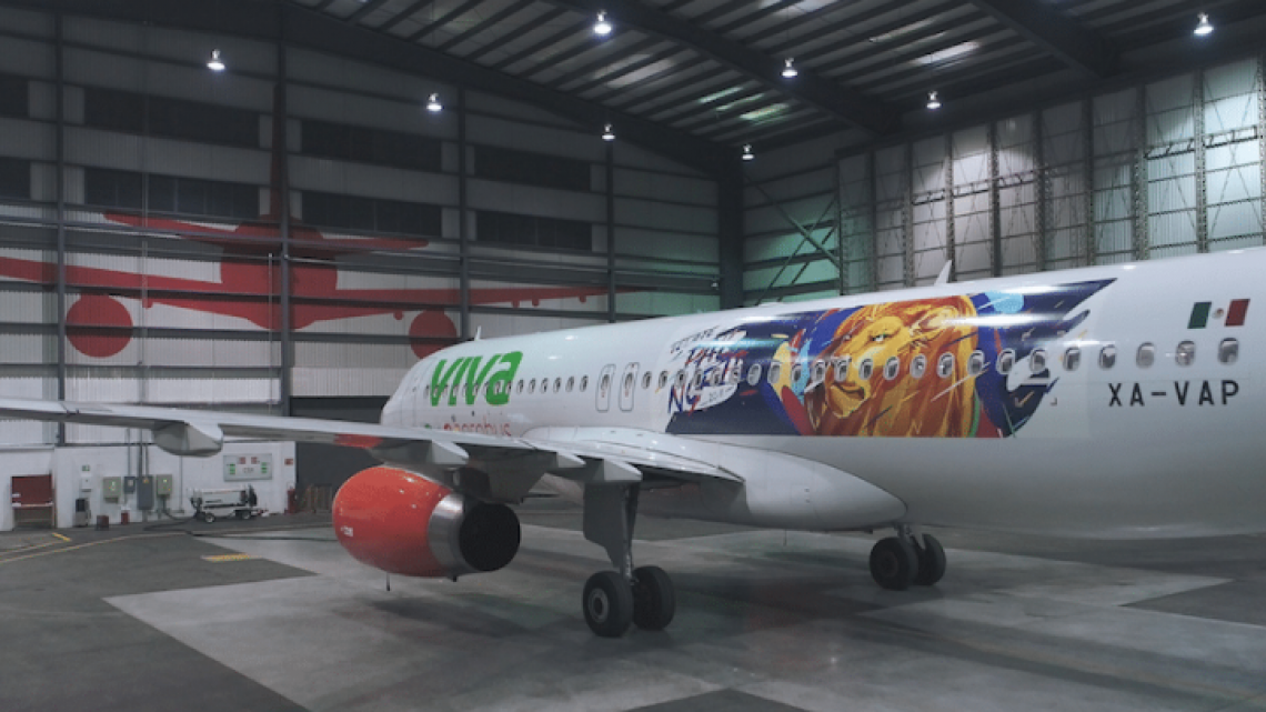 ¡Viva aerobús nombra al avión Pa´l Norte! 