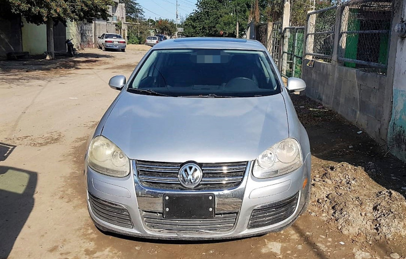 Recuperan 2 vehículos con reporte de robo