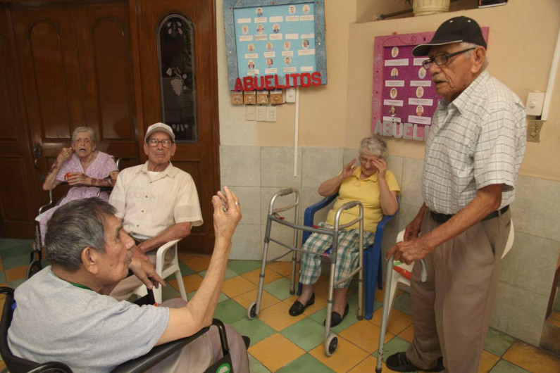 Detectan brote de coronavirus en asilo de ancianos en Oaxaca 