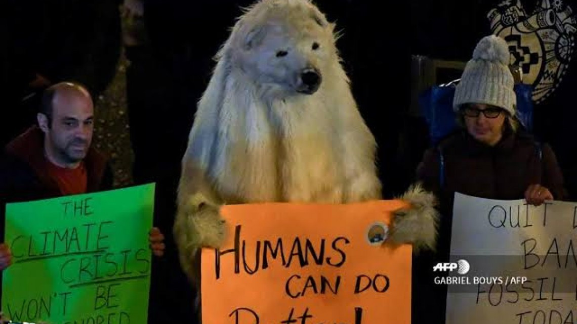 Miles de personas salen a las calles de Madrid a protestar por el cambio climático