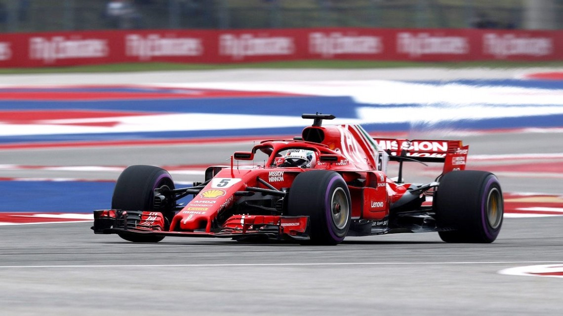 Kimi Raikkonen se lleva el GP de EU, Checo Pérez termina en décima posición