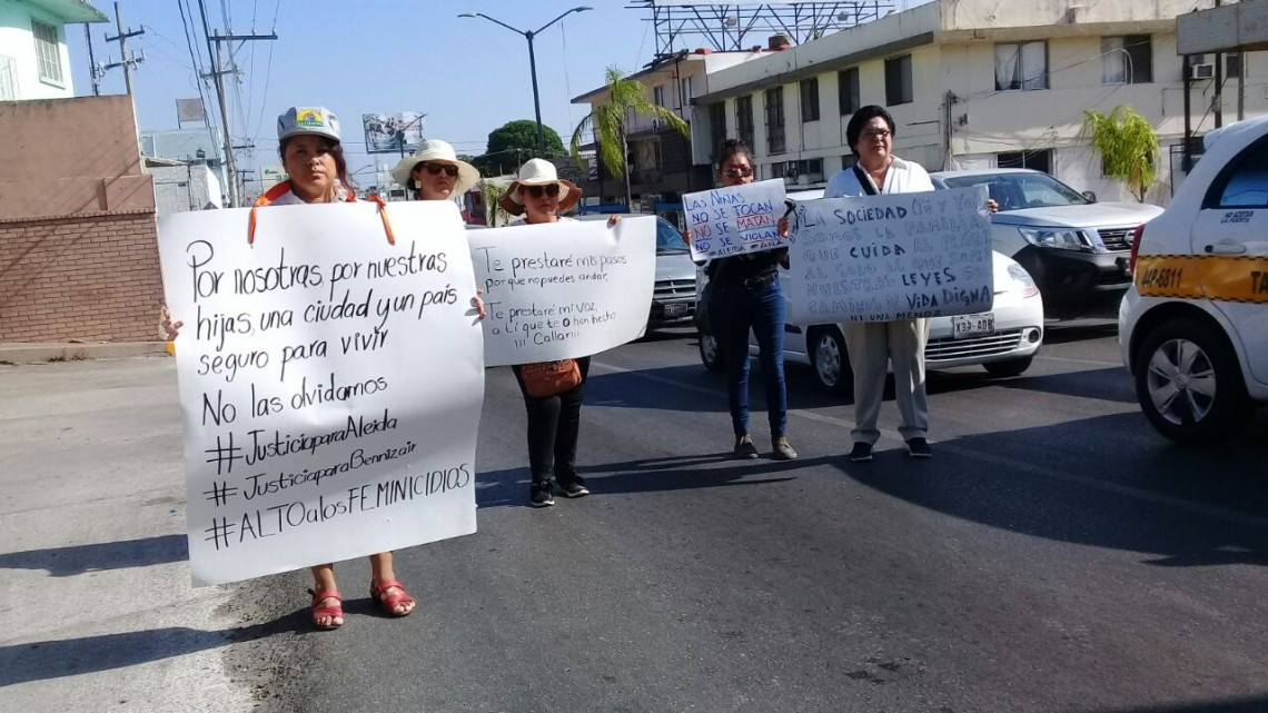 Mujeres marchan exigiendo justicia por Benazir y Aleida