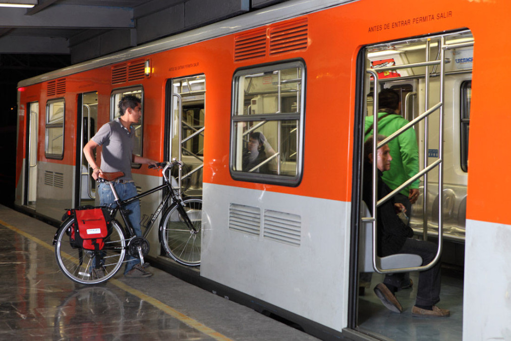 Metro de la CDMX operará con horario de día festivo este lunes