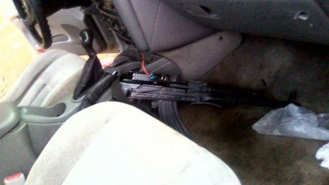 Aseguran camioneta y armamento en Reynosa