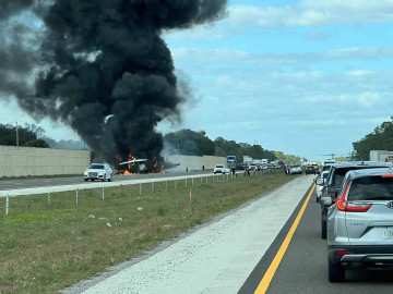 Al menos dos muertos tras estrellarse una avioneta en una carretera de Florida