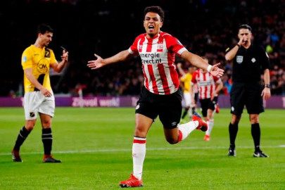 PSV derrota 2-0 al Breda en la Liga de Holanda