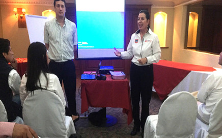 Capacitan a trabajadores hoteleros de Tampico para recibir a turistas