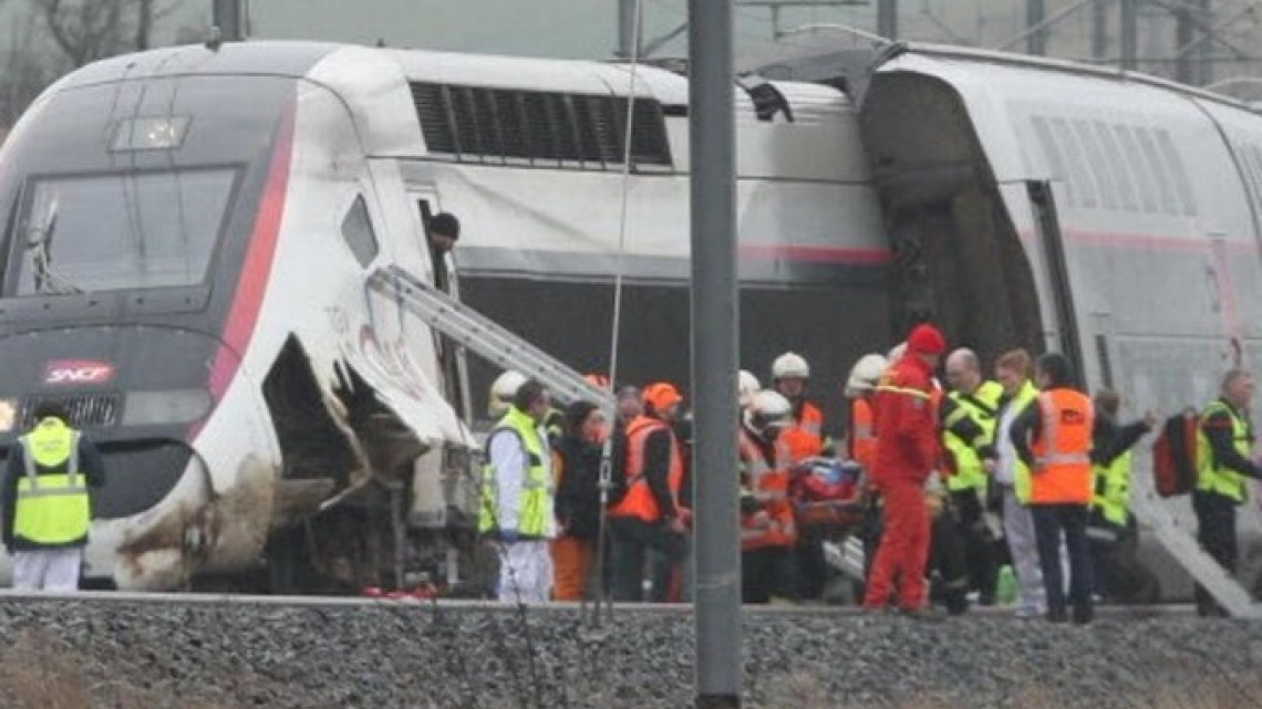 Al menos 21 heridos tras descarrilamiento de tren en Francia