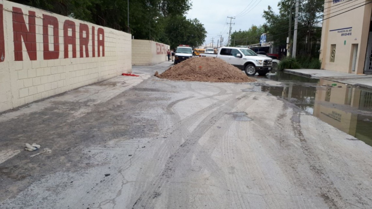 Siguen cayendo en socavones