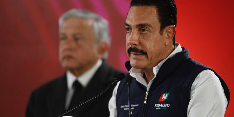 Gobernador de Hidalgo se recupera de COVID-19 y continua apoyando al estado