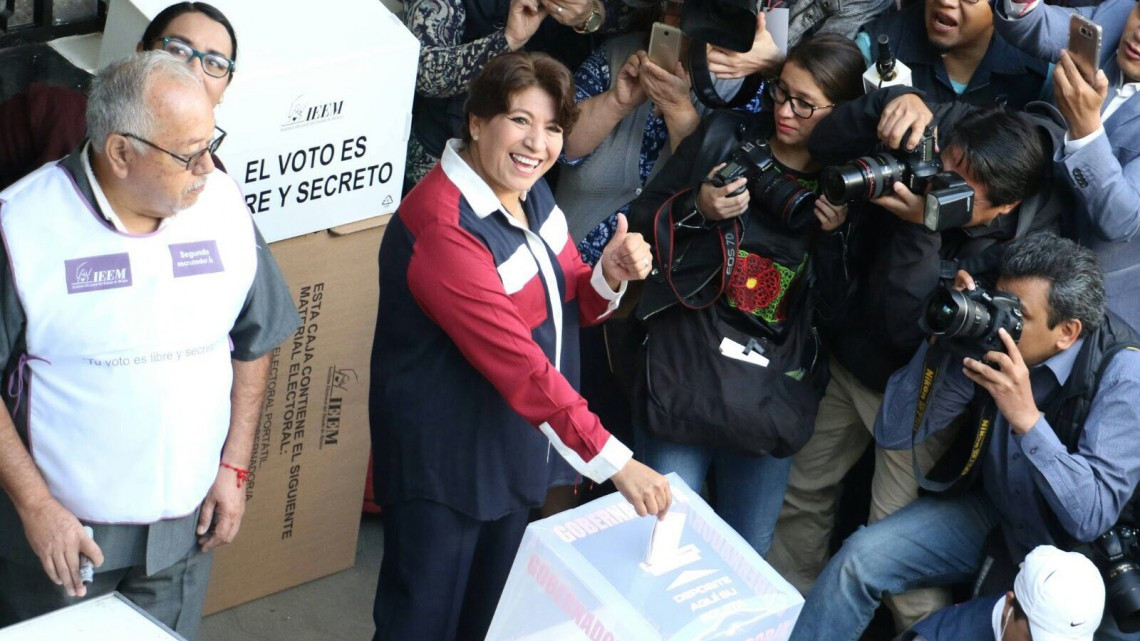 Delfina Gómez, la primera en votar