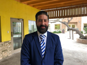 Importadores de autos amenazan con cerrar puentes internacionales