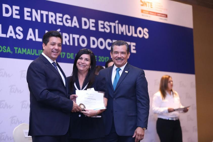 Gobernador llama a magisterio a sumarse a pacificación de Tamaulipas