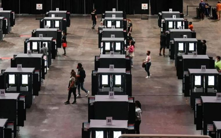 Registro de votantes en Virginia es interrumpido con falla en las conexiones