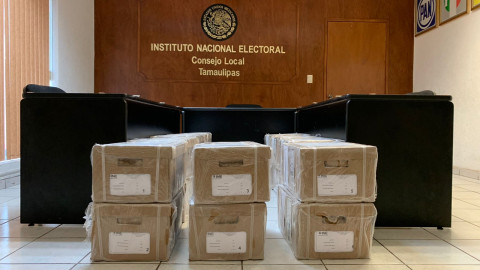 Entrega INE lista nominal de electores con Fotografía para consulta popular en Tamaulipas