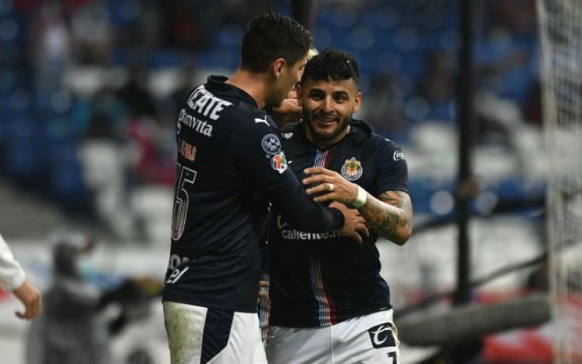 Vence Chivas 2-1 a Rayados en su visita al BBVA 