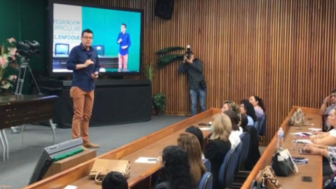 Colombiano llega a terminar con los embarazos de adolescentes en Tamaulipas