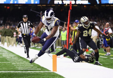 Carneros sufre primera derrota 35-45 ante Santos en semana nueve NFL