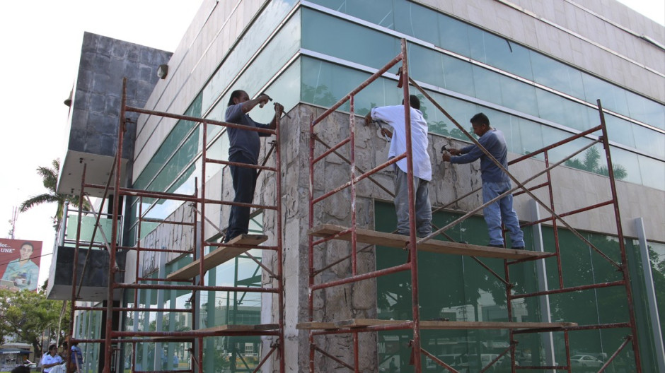 Inicia la remodelación de la presidencia municipal de Madero