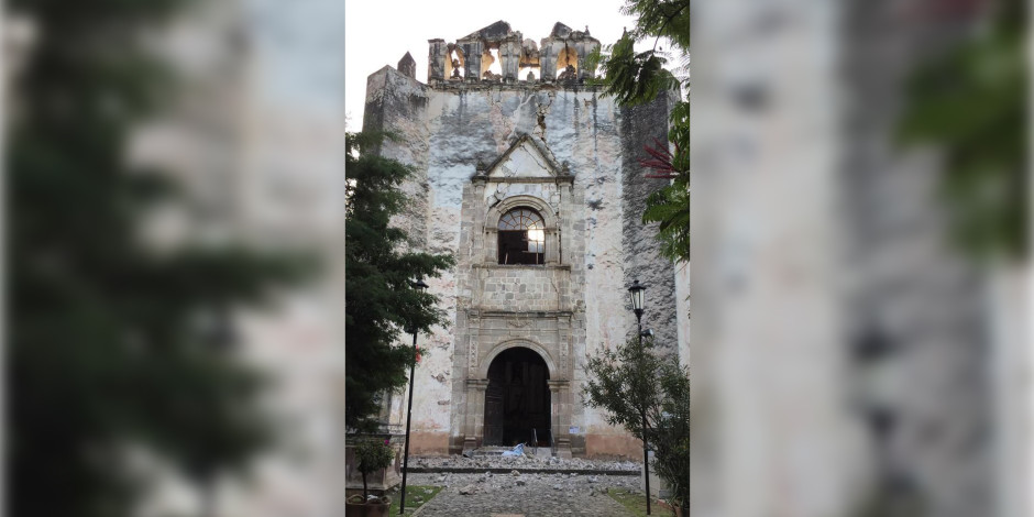 Saturan de víveres a Tlayacapan