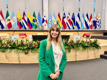 Participa Maki Ortiz en Parlamento Latino por Día Mundial del Medio Ambiente