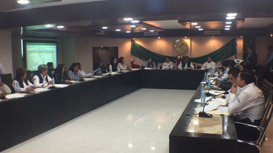 Aprueban en cabildo transferencias de recursos y obra pública