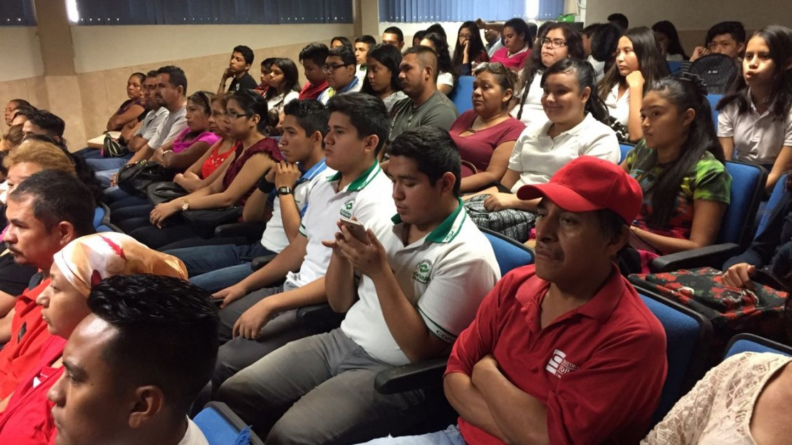 Rinde informe director del CONALEP 